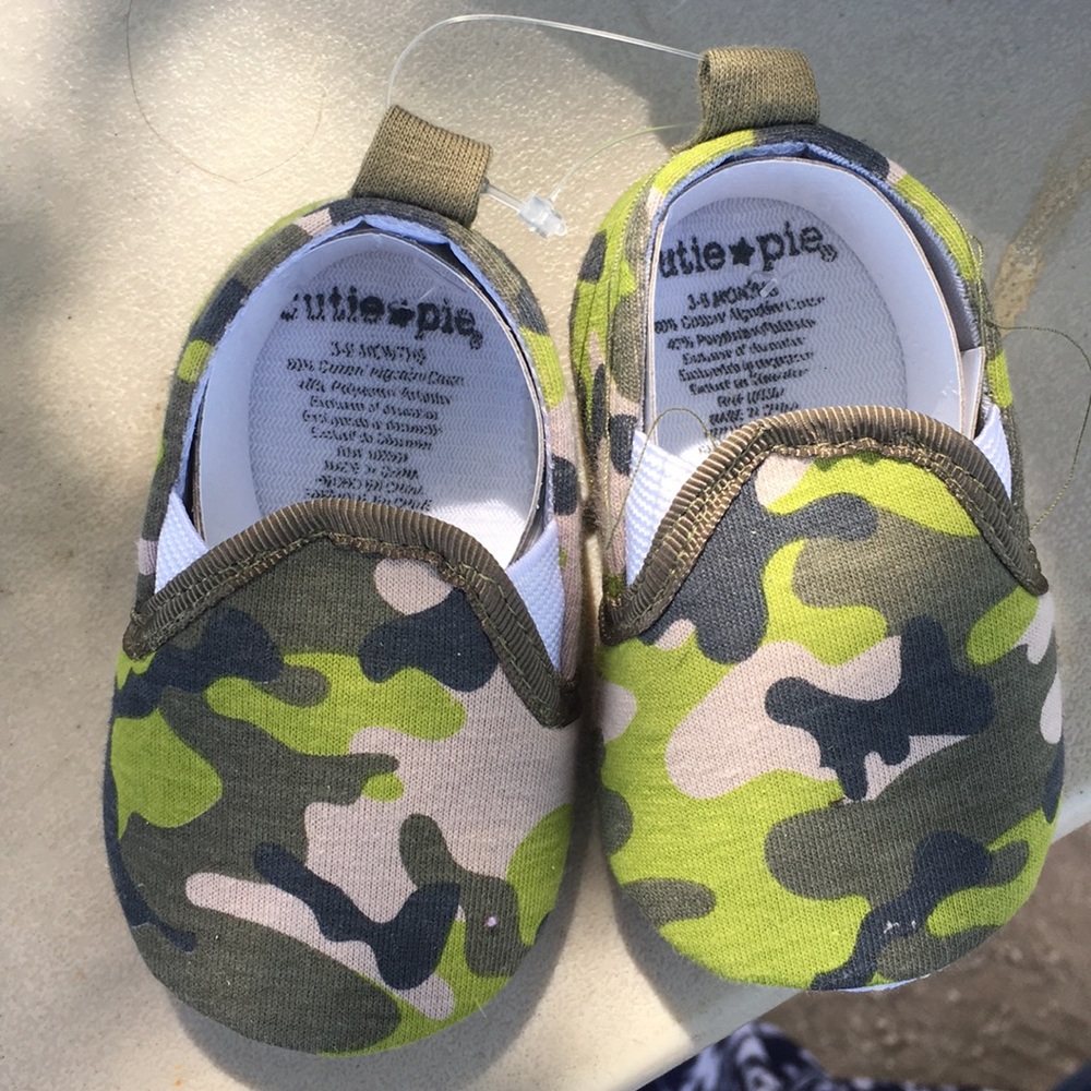 Baby shoes